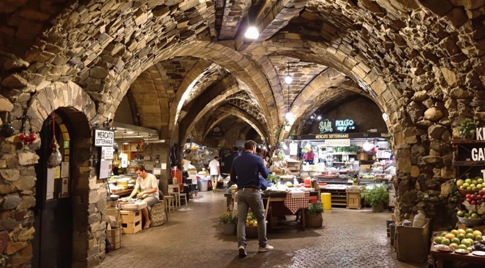 메르카토 소테라네오 관련 이미지