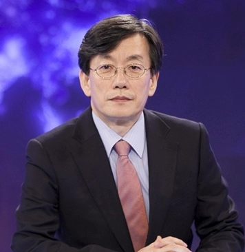 손석희 아나운서 프로필 나이 고향 학력 스타일 시계