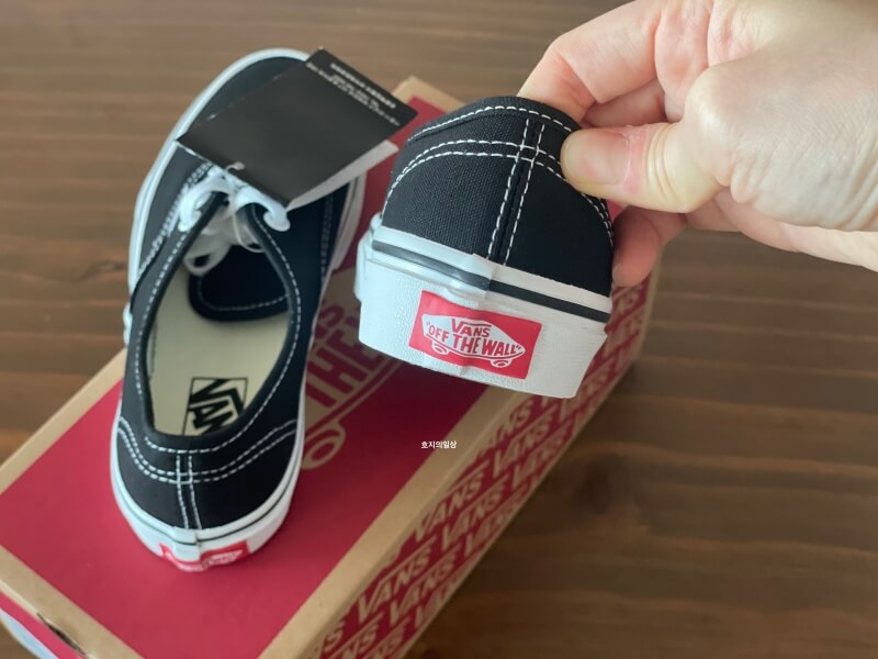 반스 VANS 키즈 어센틱 운동화 - 빨간색 로고택