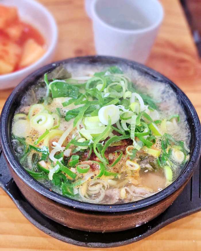 나혼자산다 마포 상암 제주식 선지 해장국 맛집