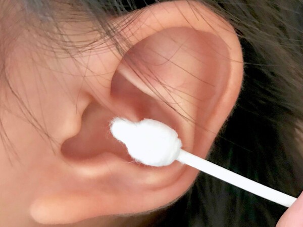 매일 쓰는 "이것" 귀에 절대 넣지마세요