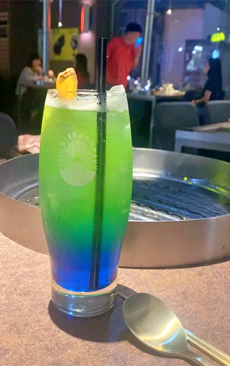 돈 잘버는 젊은사장 소주 맥주 없는 특급 그릴링 돼지 고깃집 숙성 돼지고기 그릴바 뼈등심 근고기 한남동 한남오거리 맛집 서장훈 주우재 추천 소개