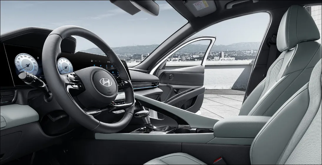 아반떼-하이브리드-인스퍼레이션-1열