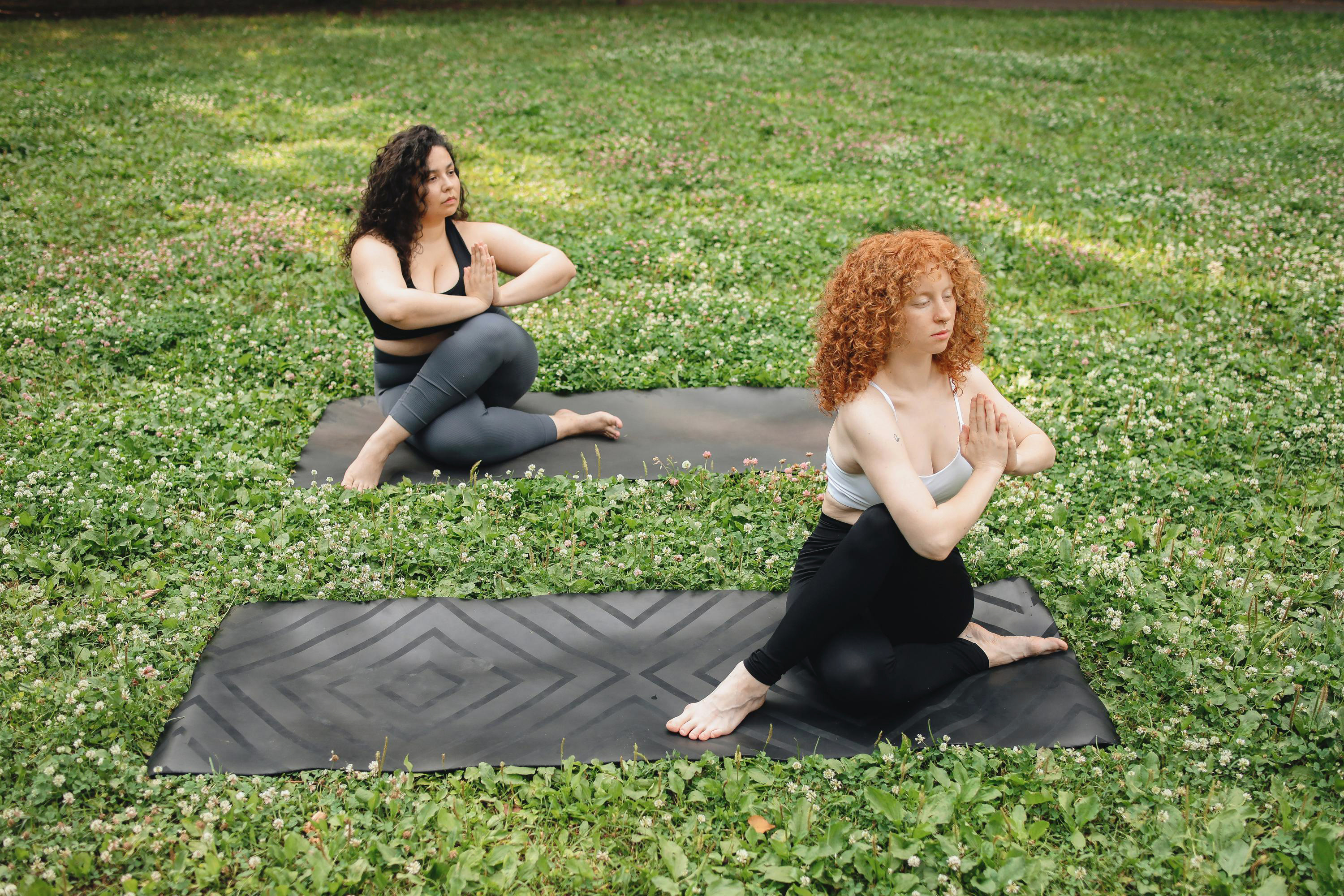 뒷골이 땡기는 증상 이유 찌릿찌릿 지압법8