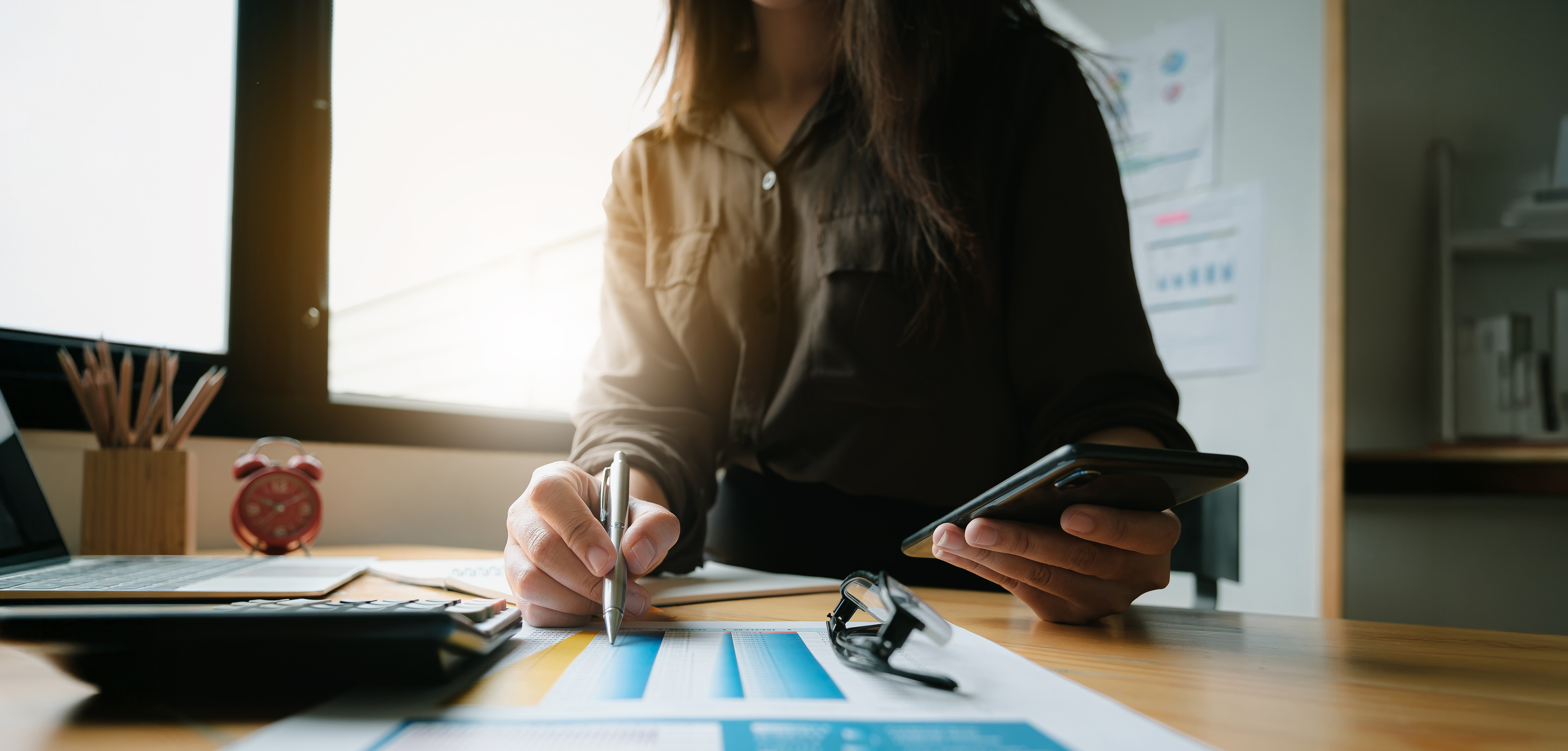 상사가 바로 결재하는 전략 보고서의 구조