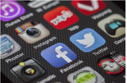 스마트폰 200% 활용법: 카카오톡·유튜브·네이버페이 완벽 정복하기