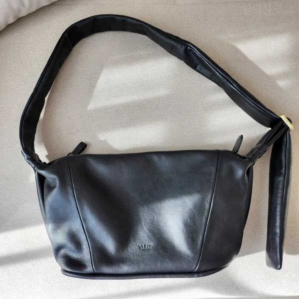 유르트-Boot-Black