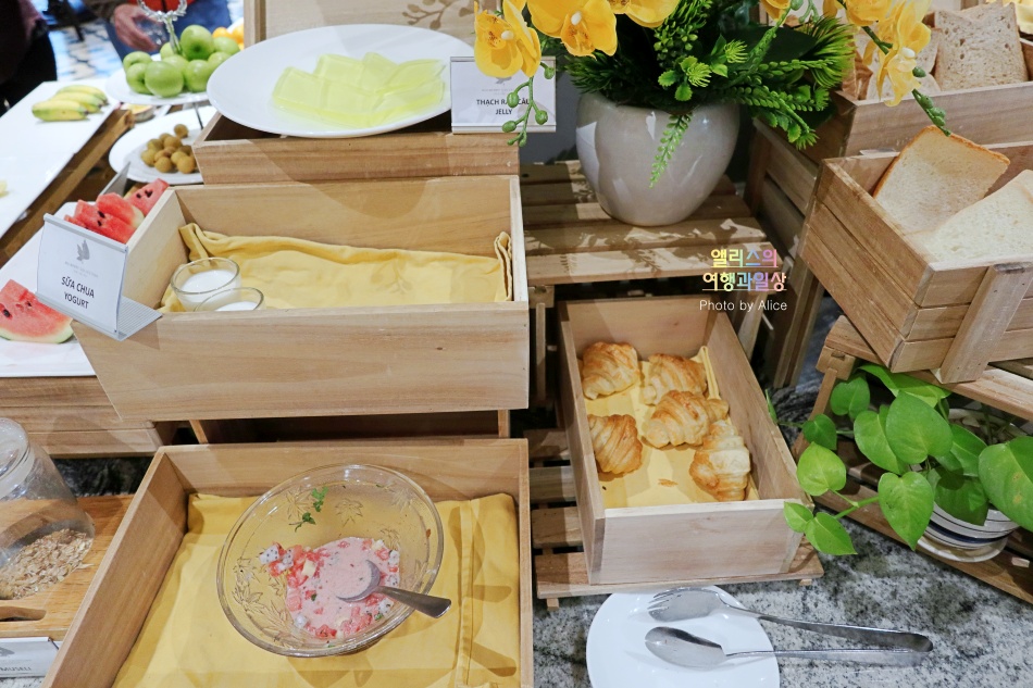 호이안 멀베리 컬렉션 실크빌리지 더 테라스 & 더뮤즈 조식, 디너 후기