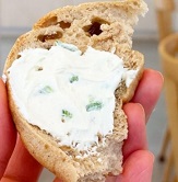 대파크림치즈-베이글