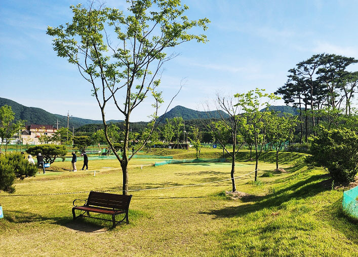 영광파크골프장 (영광 불갑테마공원)
(영광불갑테마공원영광파크골프장, 불갑파크골프장)
전남 영광군 불갑면 방마리 483-5