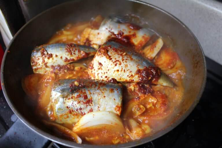 고등어조림은 오메가3의 보고