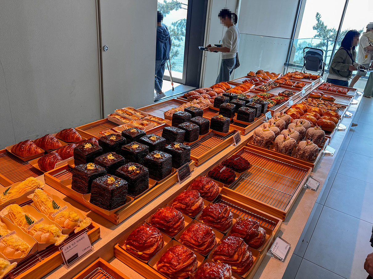 부산 강서구 베이커리 카페 세븐아일랜드