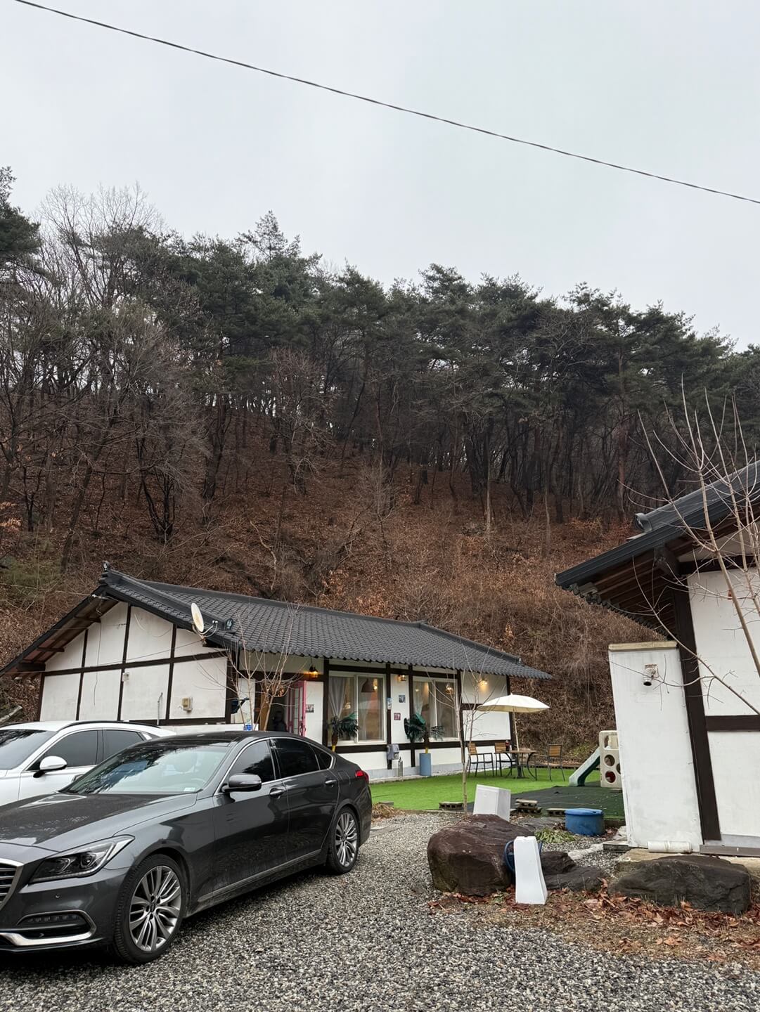 천안 독채 펜션 다인펜션 핑크마티니 주차 공간