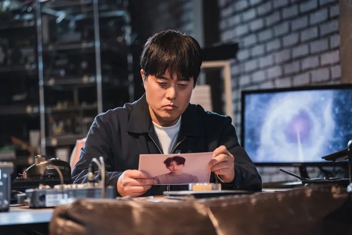 넷플릭스 드라마 닭강정 정보 몇부작 공개시간 출연진 1 2화 줄거리