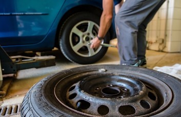 엔진 경고등에 불이 들어오는 경우
