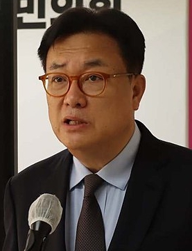 정진석 프로필