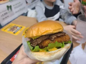 프랭크버거 메뉴 가격 추천 치즈버거 사이즈_13