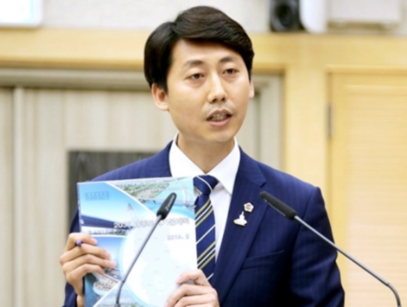 이태환 세종시의회 전 의장 프로필 나이 고향 학력