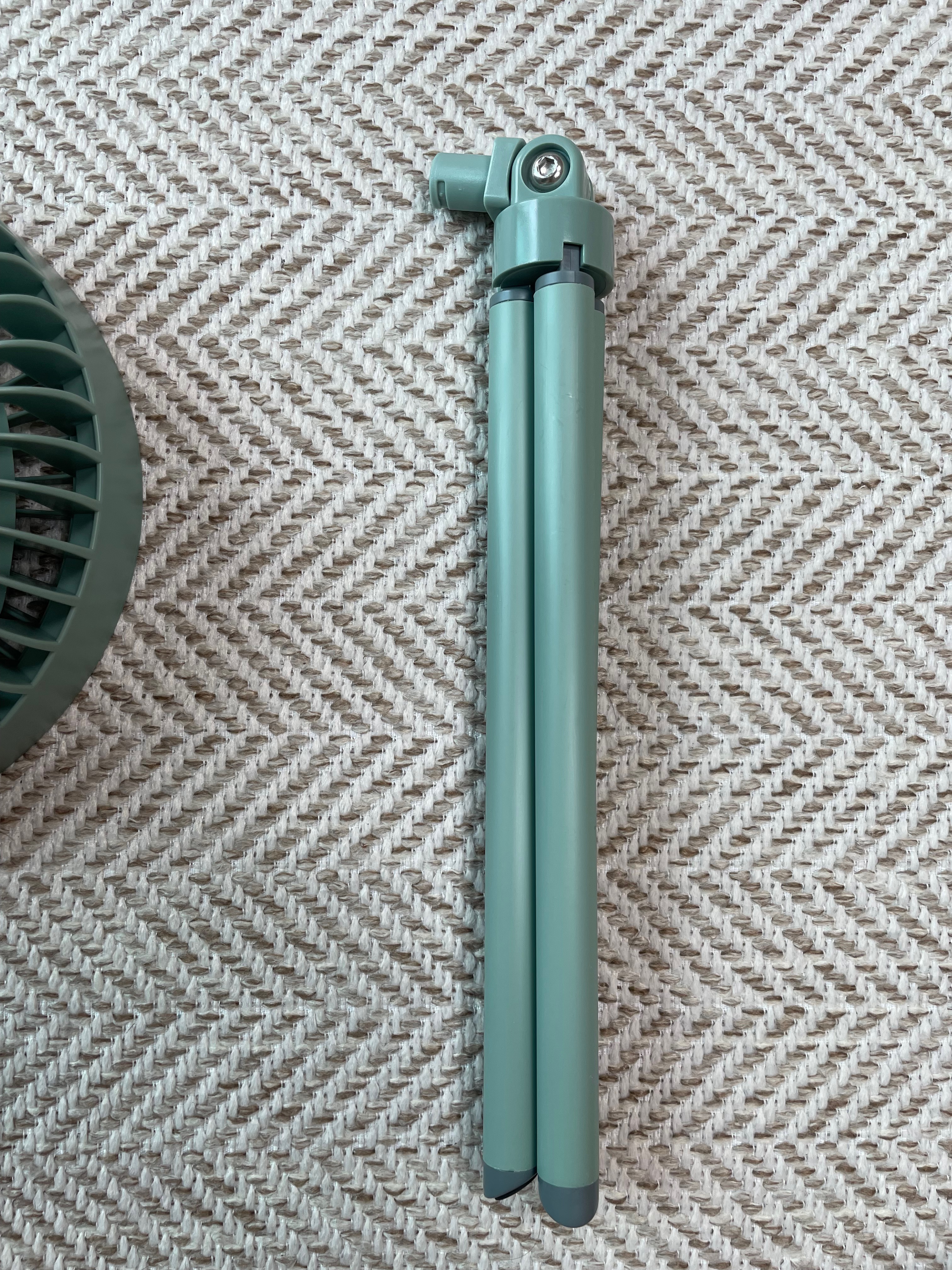 캠핑용 트라이 팟 선풍기 삼각대