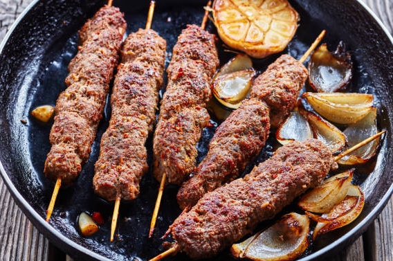 이스라엘 가족 여행객 추천요리(코프타)