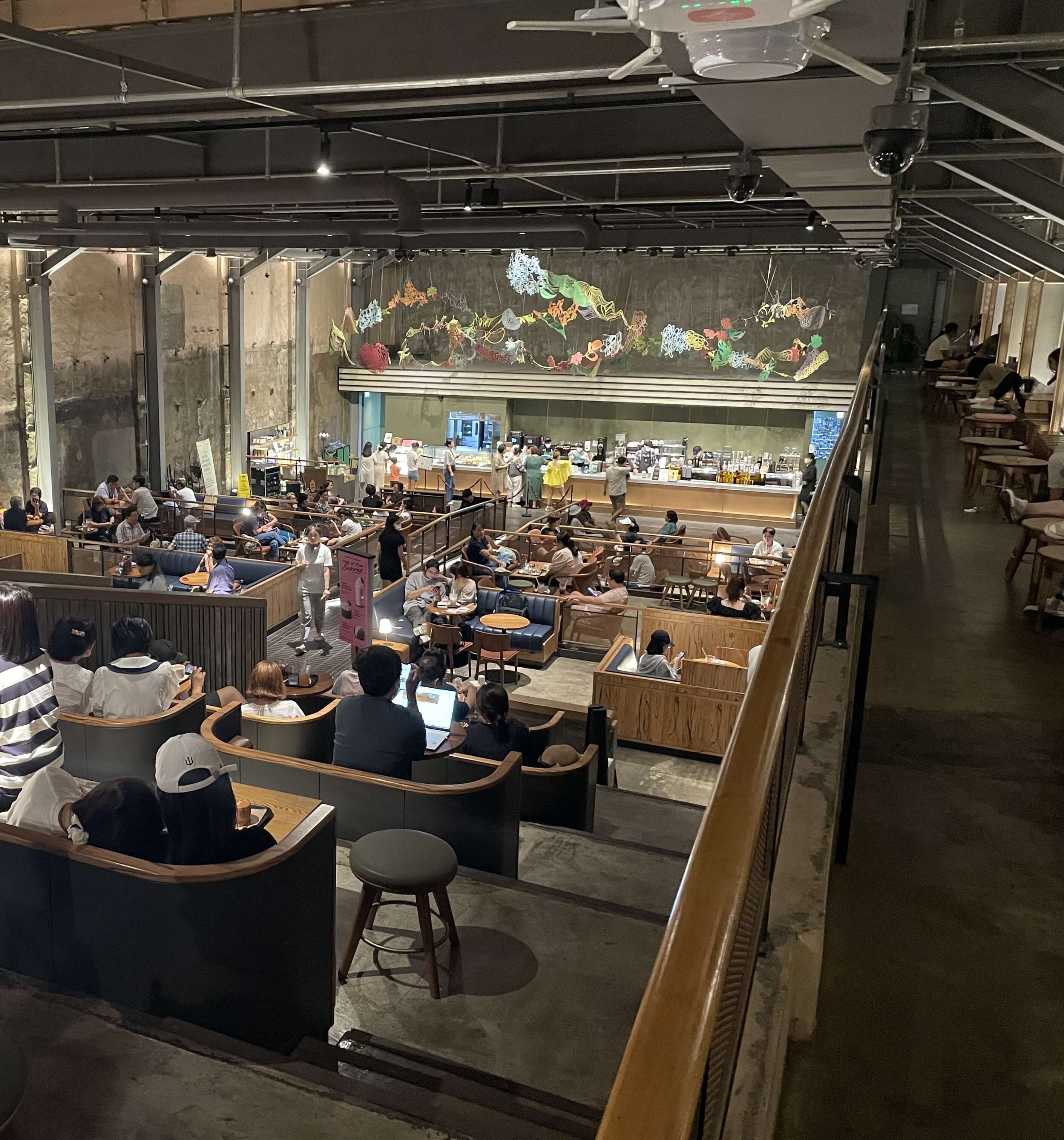 경동시장 내 스타벅스