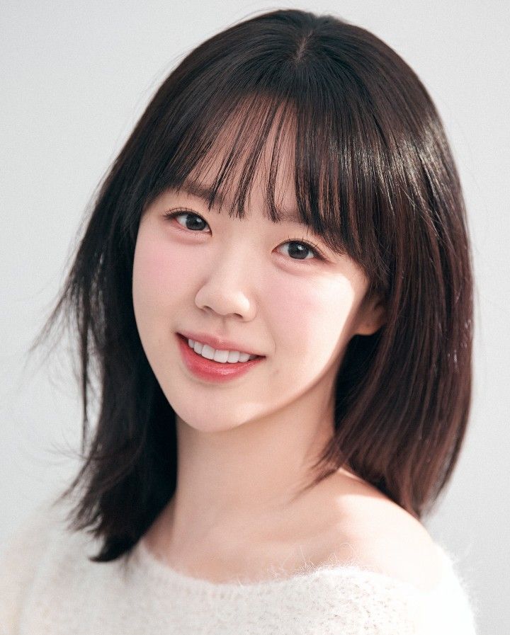 지예은 논란 활동중단 갑상선 나이 키 집들이 학력 직업 프로필