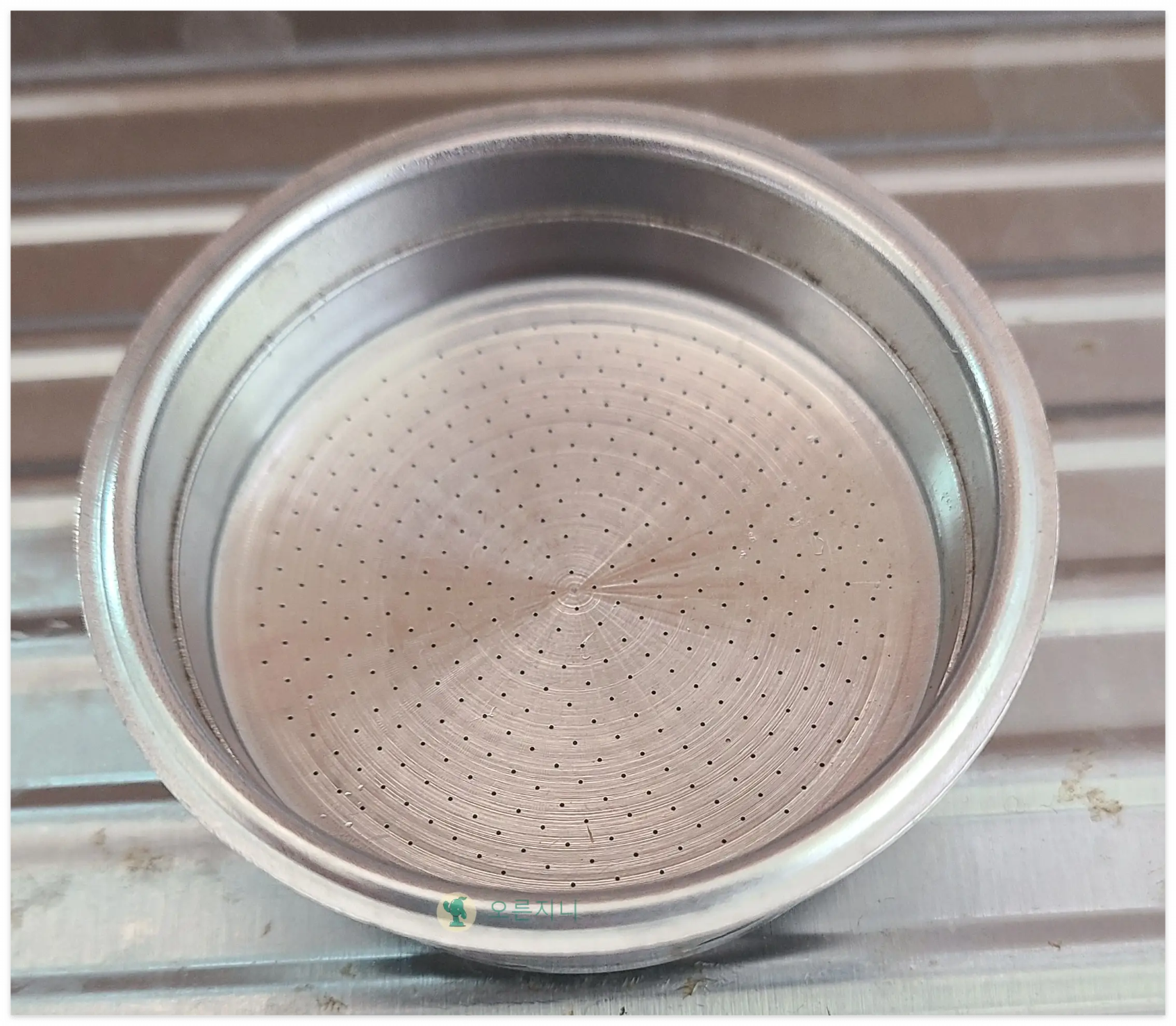 오스터-커피머신-포터필터-바스켓