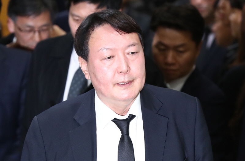 윤석열 관련주