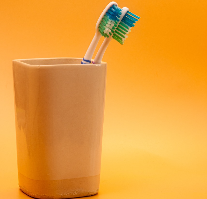 입안통증. 염증, 구강암 증상 인가 의심부터