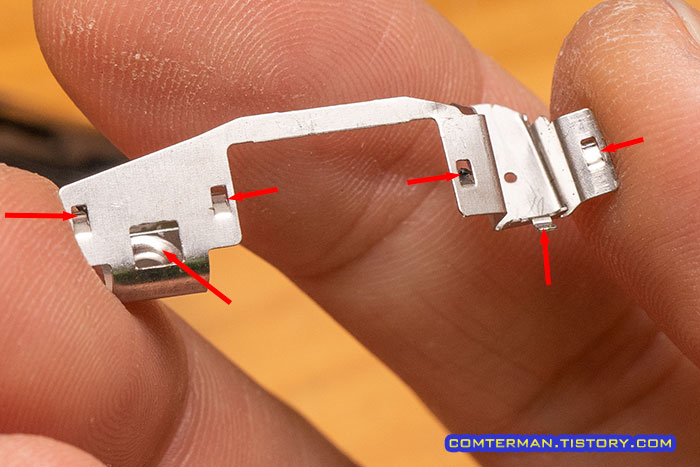 로지텍 V470 금속 접점 부품
