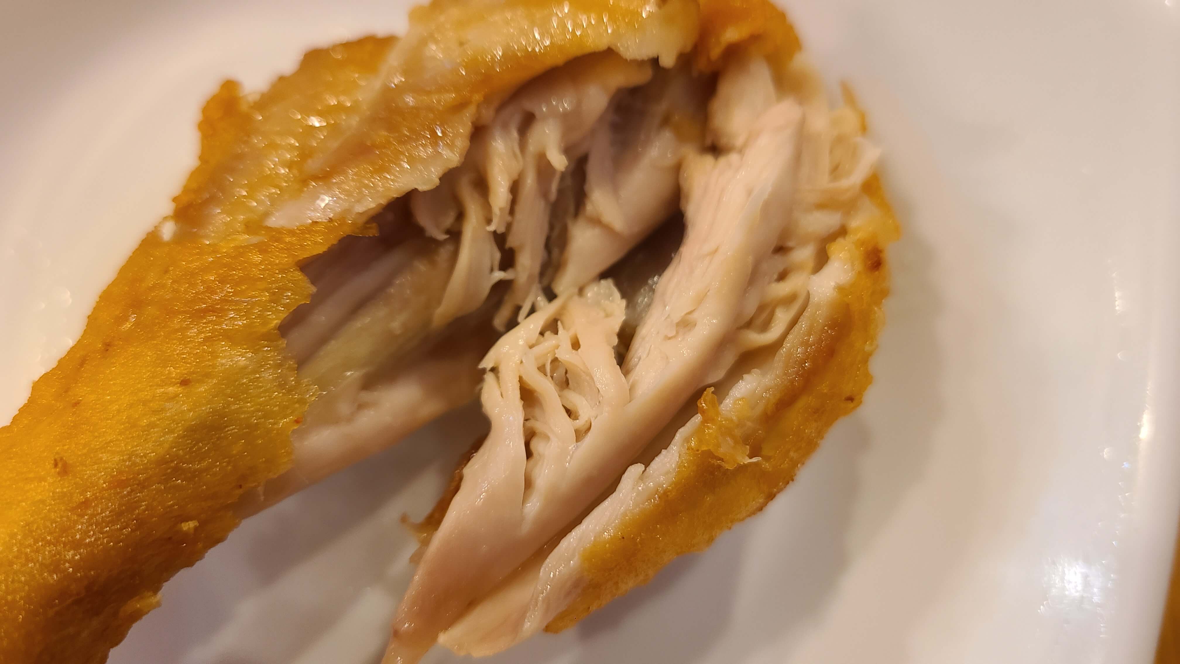 신통치킨-작전점-닭다리-맛