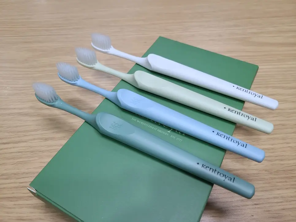 로얄 스마일 칫솔 측면 사진