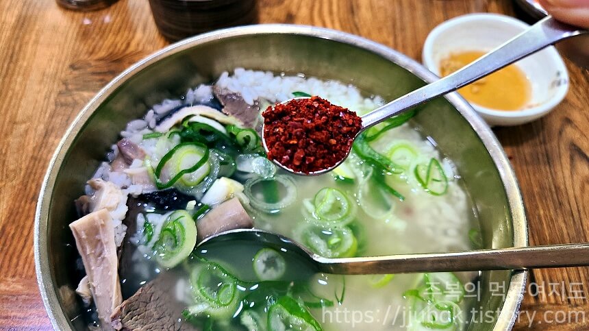 합정옥-만오천특-조미료-넣기