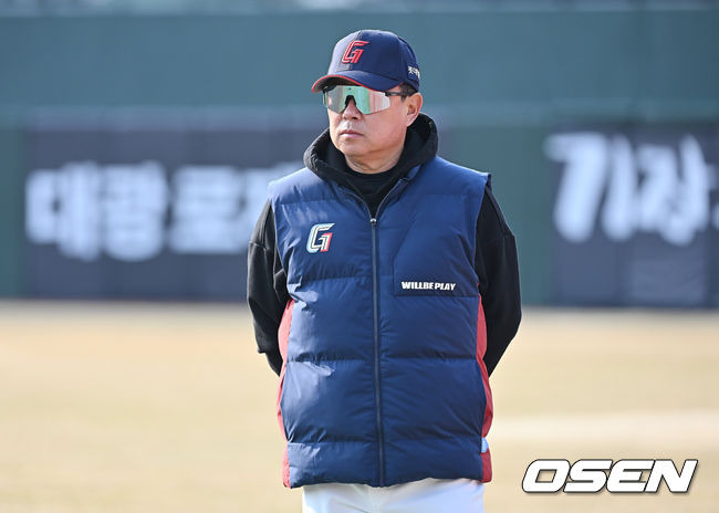 2026 롯데 김태형 감독 훈련장