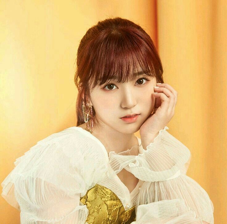 아이즈원 야부키나코 아이즈원 야부키나코