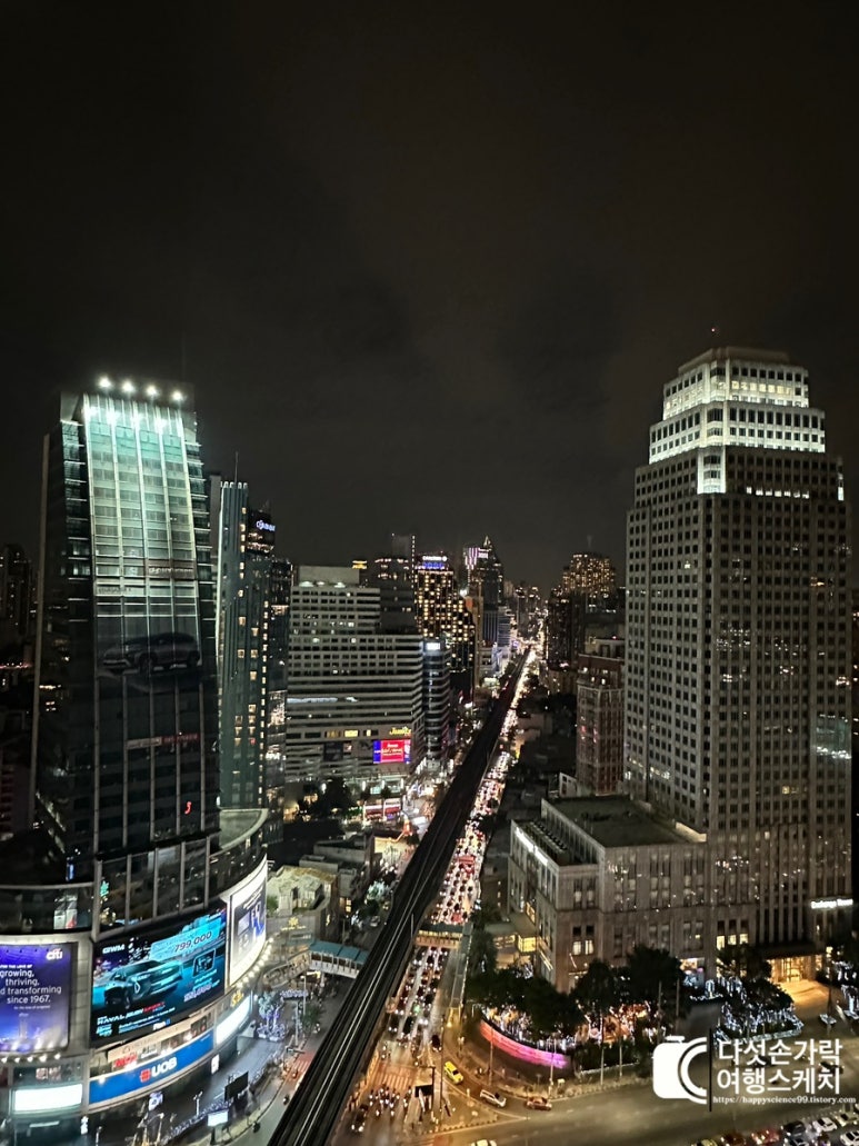 수쿰빗 거리 저녁 풍경