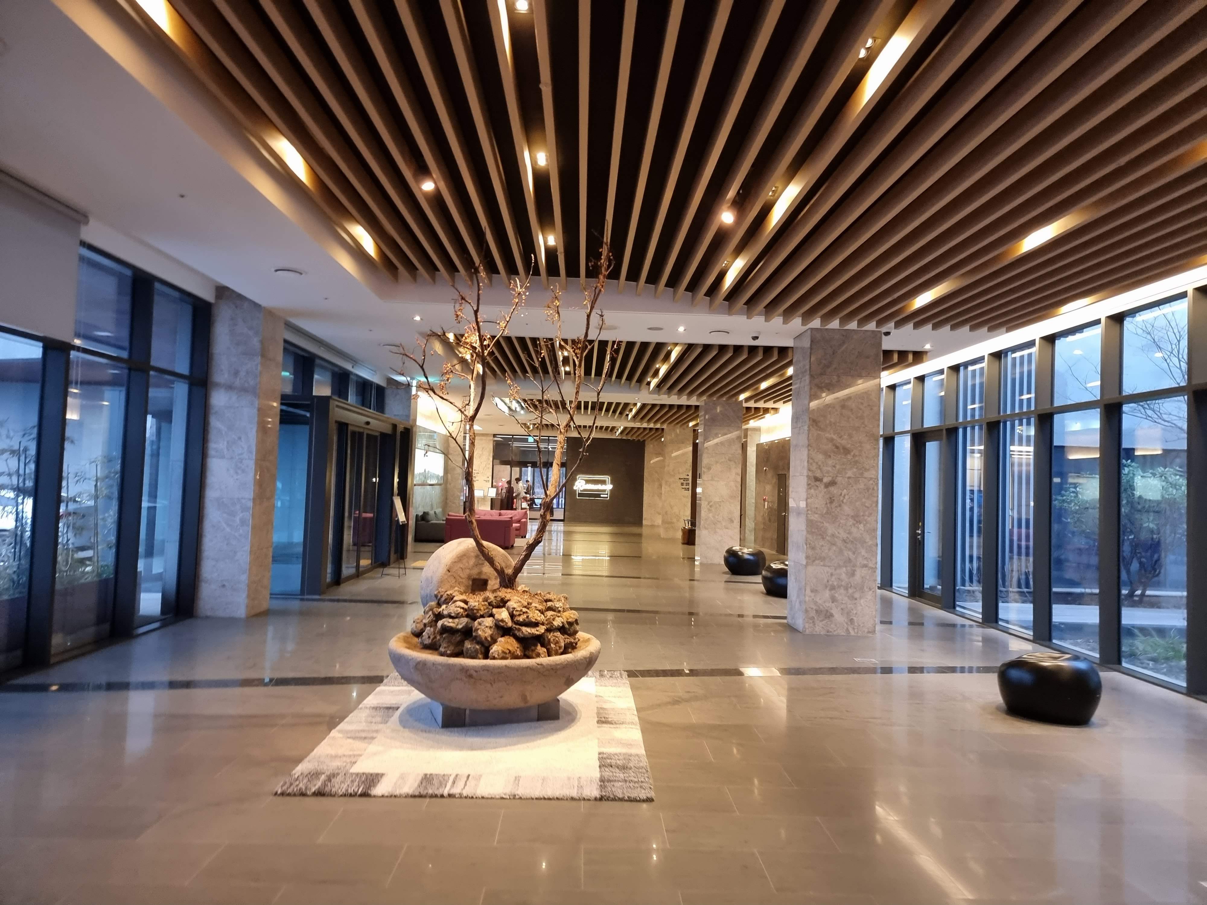호텔 로비 전경