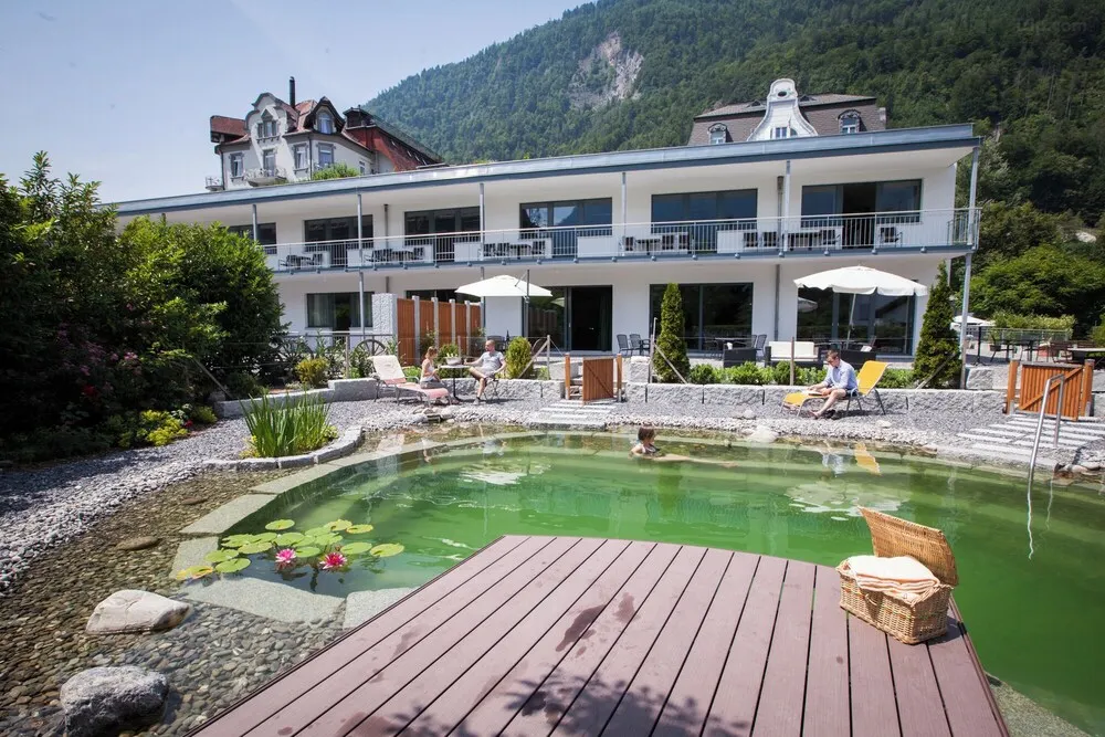 칼튼유럽빈티지호텔_수영장