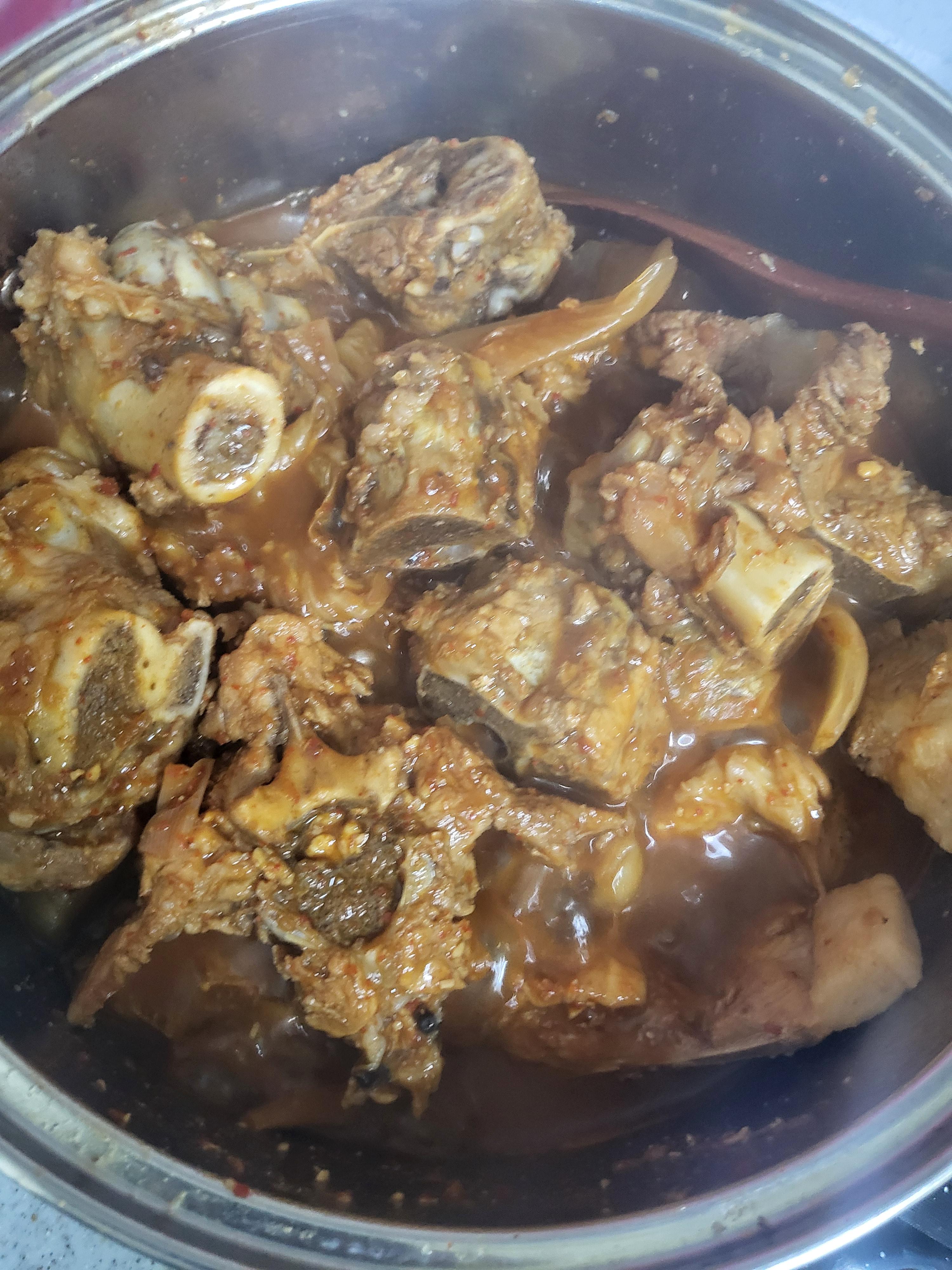 묵은지 뼈찜만들기