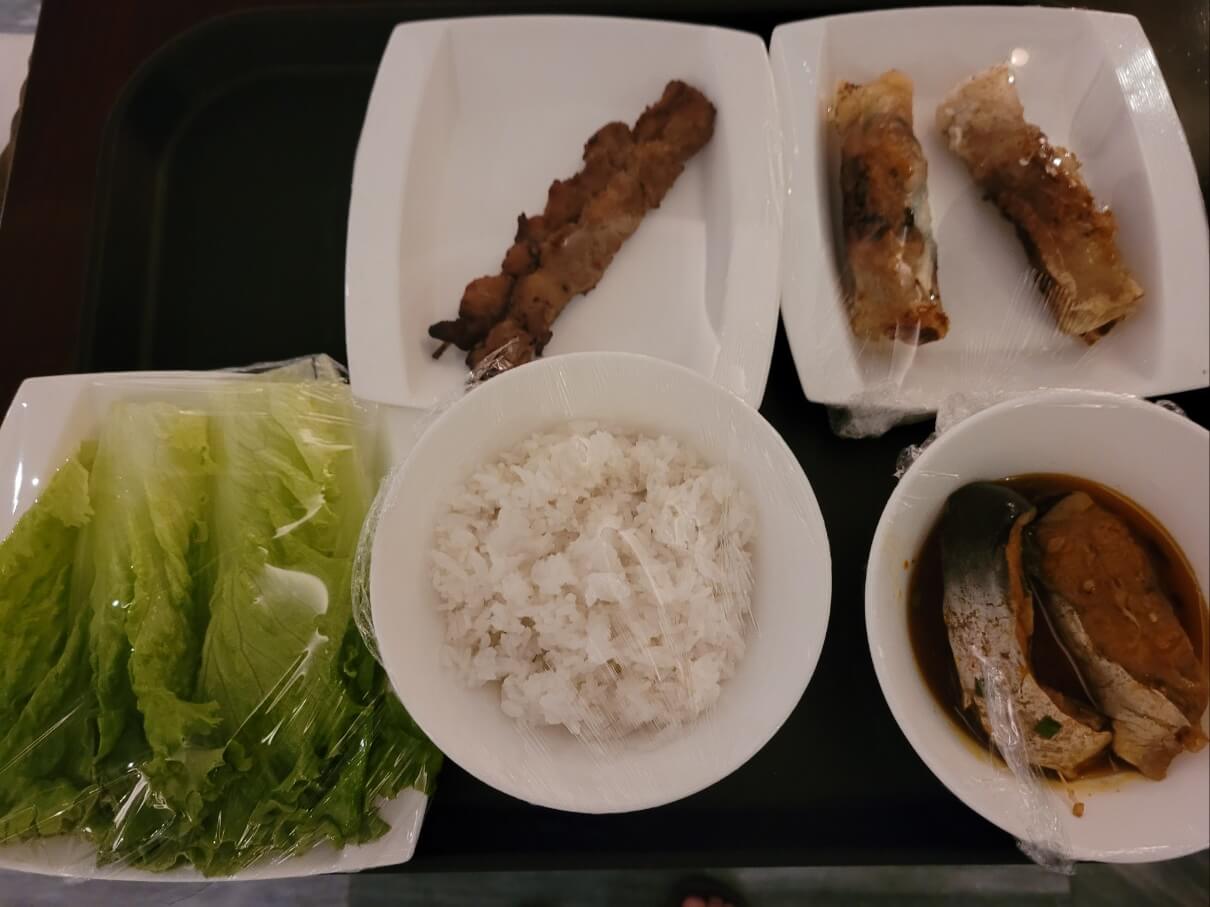 전자레인지에 데운 음식