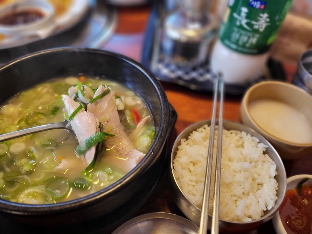 토종닭 가마솥 닭곰탕 서대문역 강북삼성병원 맛집 추천