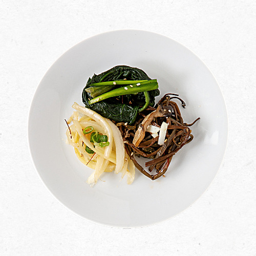 접시 분할해서 음식 먹기