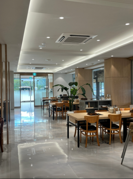 6시내고향 완도특산물한상 해양치유밥상 전남 완도 모래뜰 숯불갈비솥밥정식 낙지정식 비파간장게장