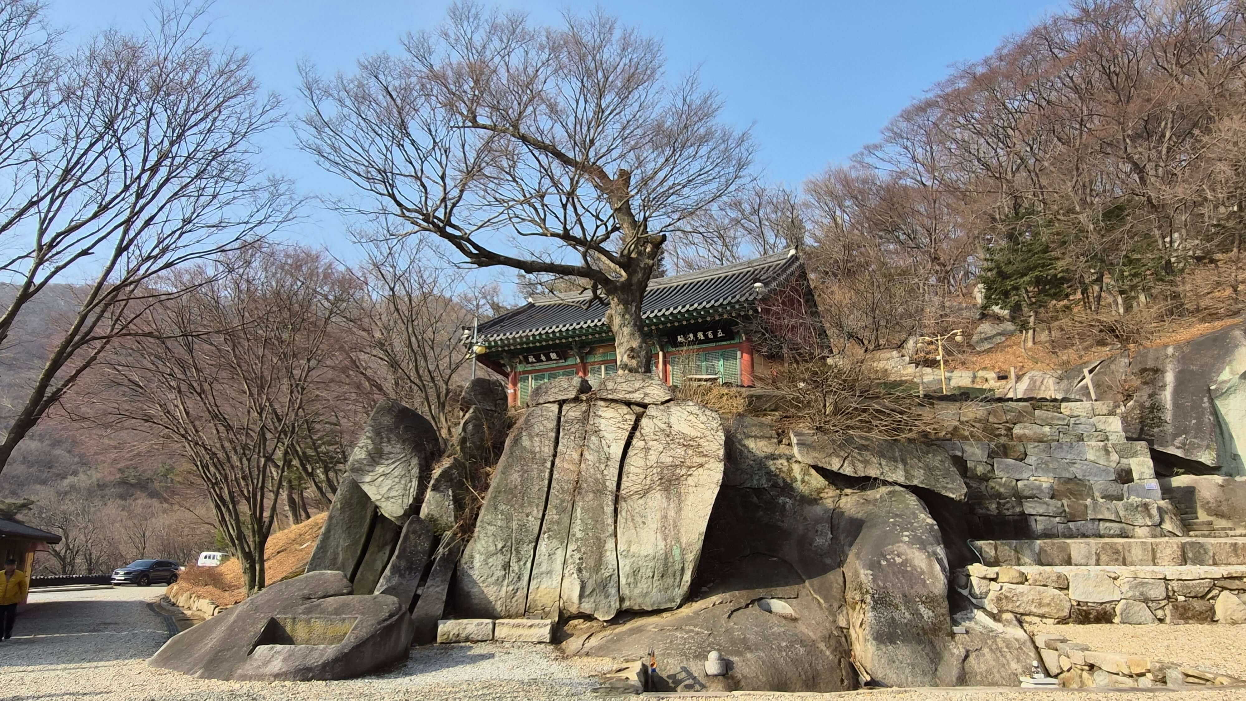 강화도 정수사 : 마니산의 보물, 꽃살문이 아름다운 정수사 고려 왕실의 숨결이 깃든 산중 고찰