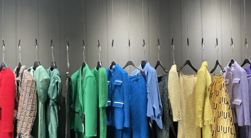 딘트 청담 본점 하객 패션 추천 아이템