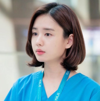 대세 배우 안은진