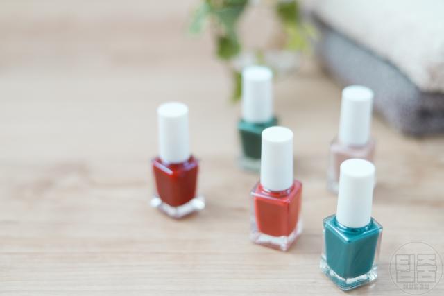 딱풀 대용 네일컬러 활용