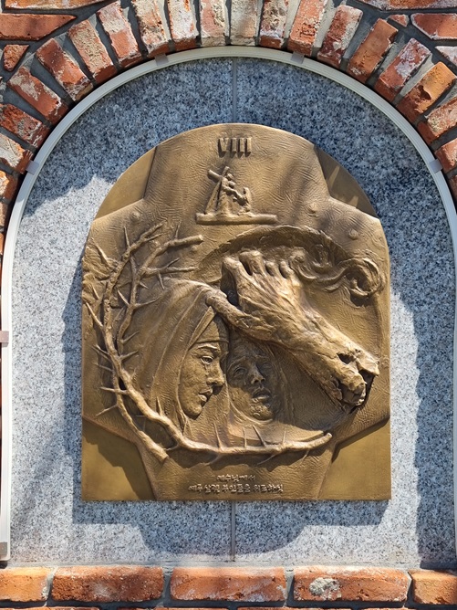 인천 답동 주교좌성당 야외 십자가의 길