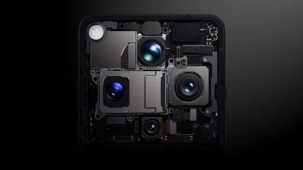 오포가 공들였지만, 아직 최적화는 못한 듯한 후면 카메라