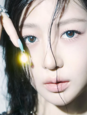 FIFTY FIFTY (피프티 피프티) STARSTRUCK